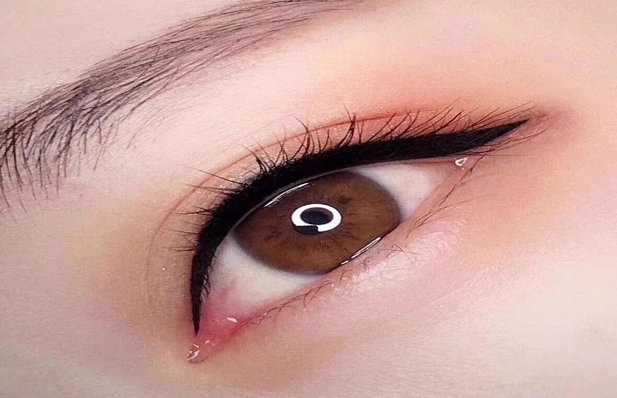 Eyeliner Embroidery: